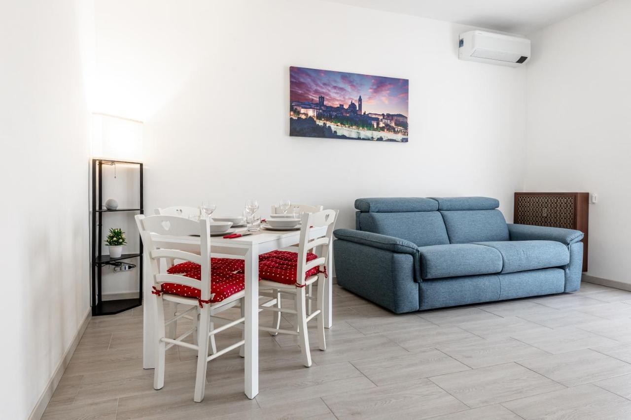 House Near Train StationA/C Apartment Seriate Ngoại thất bức ảnh