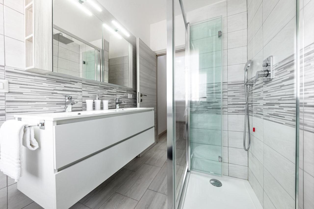 House Near Train StationA/C Apartment Seriate Ngoại thất bức ảnh